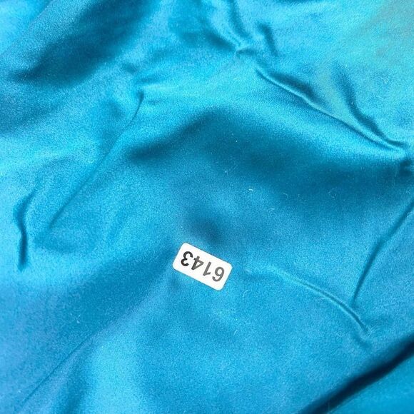 Chico's No Iron Button Up Shirt Womens Large Blue Wrinkle Free Collared Top New - Picture 9 of 9